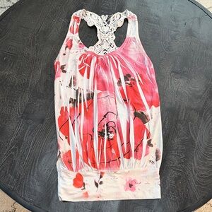 Y2K Wet Seal Pink and White Floral Lace-Back Tank Top